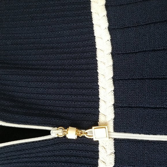 Vintage St. John by Marie Gray Navy  Santana with Cream Trim Jacket Size  P - Picture 5 of 8